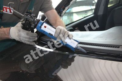 Замена лобового стекла Toyota Highlander U40