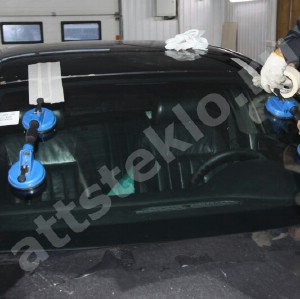 Недорого купить автостекло, лобовое стекло, боковое стекло на Audi A6 в Москве, стоимость и цена ремонта автостекол левого и правого бокового стекла для Audi A6 в Москве